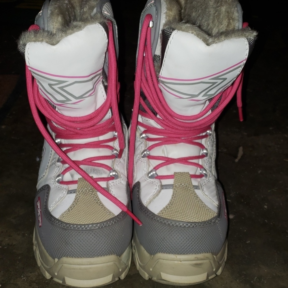 FXR snow boots
